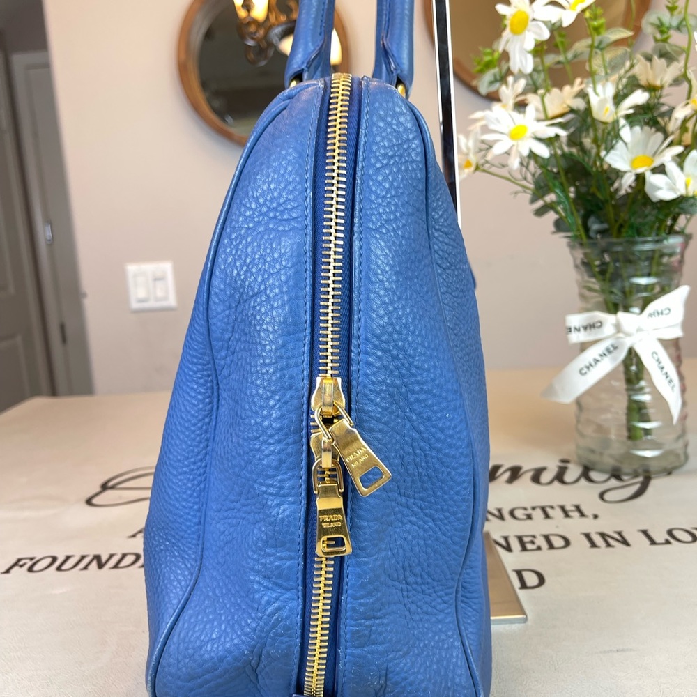Prada blue leather Saffiano Lux Satchel Handbag - Picture 10 of 16